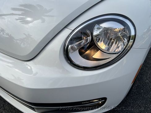 Used 2012 Volkswagen Beetle Launch Edition image 30