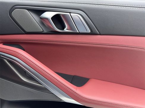 Used 2022 BMW X6 xDrive40i w/ Executive Package image 53