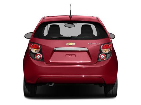 Used 2016 Chevrolet Sonic LT w/ Wheels and Fog Lamp Package FWD image 8