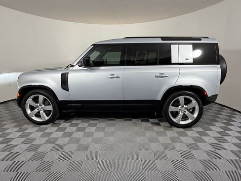 Used 2023 Land Rover Defender 110 X-Dynamic SE image 2