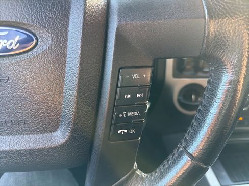 Used 2017 Ford Expedition EL XLT image 13