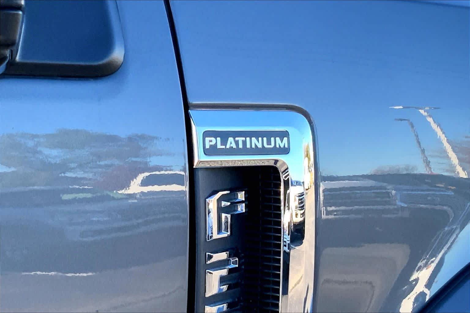 Used 2022 Ford F250 Platinum AWD/4WD image 10