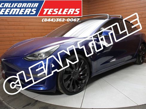 Used 2022 Tesla Model 3 Performance image 1