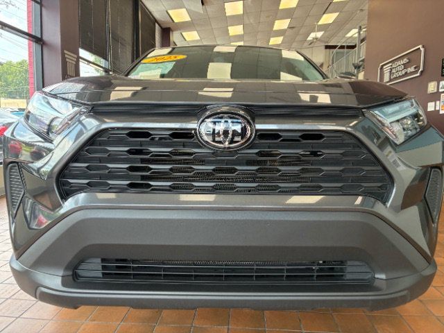 Used 2025 Toyota RAV4 LE FWD image 4