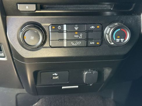 Used 2018 Ford F150 XLT AWD/4WD image 29