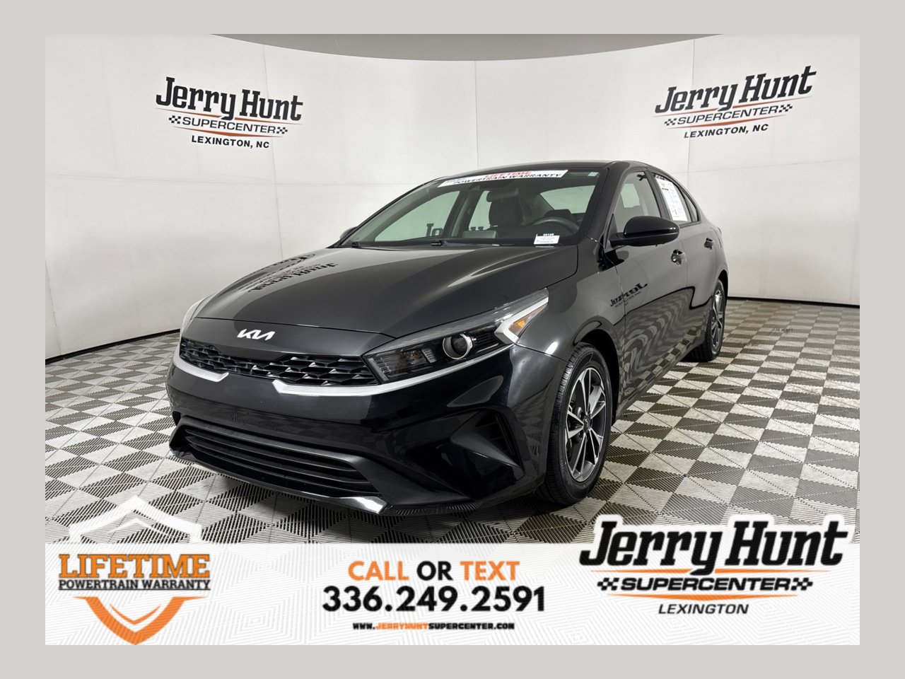 Used 2024 Kia Forte LXS FWD image 1