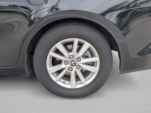 Used 2025 Toyota Camry LE w/ Convenience Package image 16