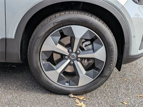 Certified 2025 Volvo XC40 B5 Plus image 11