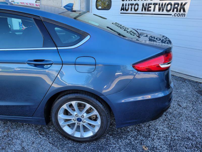 Used 2019 Ford Fusion SE FWD image 8