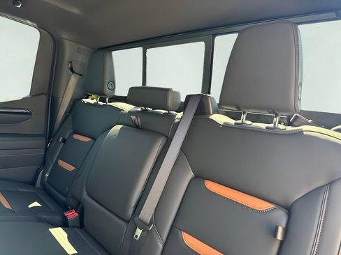 New 2026 GMC Sierra 1500 AT4 w/ AT4 Premium Package AWD/4WD image 25