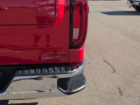 Used 2020 GMC Sierra 1500 SLT w/ SLT Premium Plus Package AWD/4WD image 6