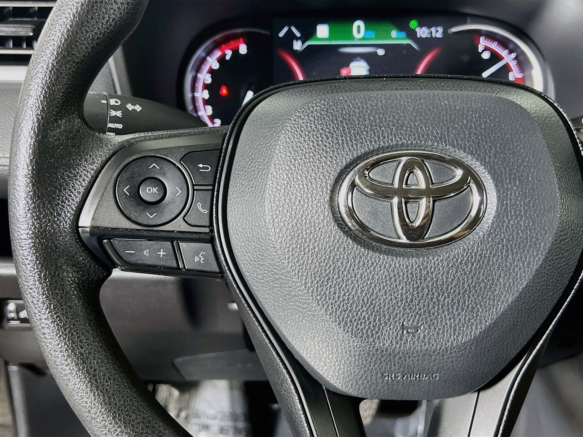 Used 2025 Toyota RAV4 XLE FWD image 19