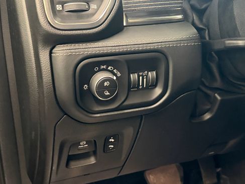 Used 2019 RAM 1500 Limited AWD/4WD image 22