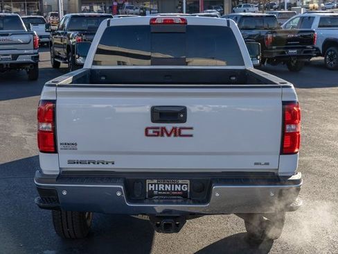Used 2018 GMC Sierra 2500 SLE image 27