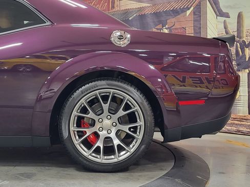 Used 2022 Dodge Challenger SRT Hellcat image 6