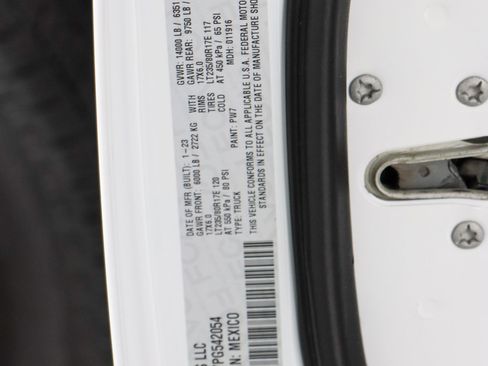 Used 2023 RAM 3500 Tradesman image 33