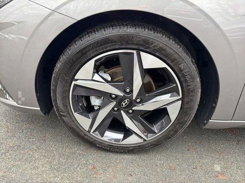 Certified 2023 Hyundai Elantra Limited w/ Cargo Package image 5