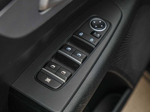 Used 2024 Kia Forte LXS image 23