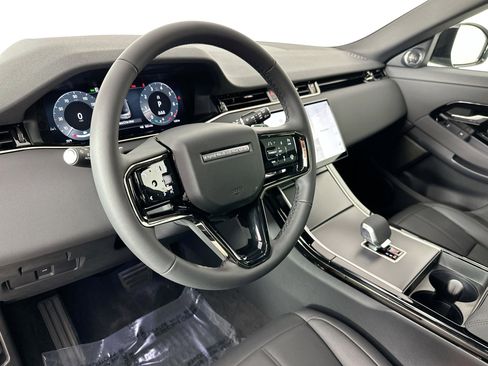 Used 2026 Land Rover Range Rover Evoque S image 10