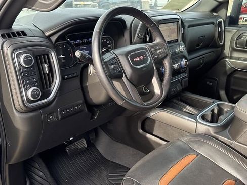 Used 2020 GMC Sierra 2500 AT4 w/ AT4 Premium Package image 10