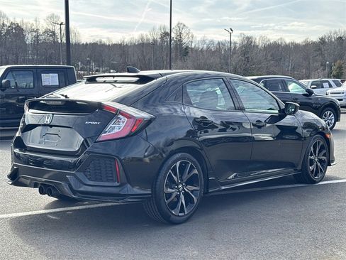 Used 2019 Honda Civic Sport image 5