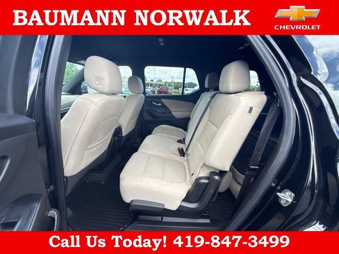 Used 2023 Chevrolet Traverse LS w/ Safety Package FWD image 30