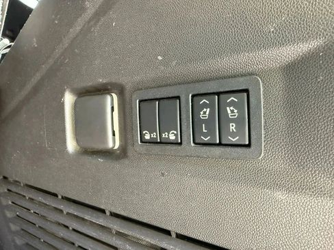 Used 2021 Chevrolet Tahoe RST w/ Luxury Package image 41