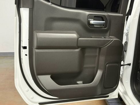 Used 2021 Chevrolet Silverado 1500 Custom w/ LPO, Dark Essentials Package AWD/4WD image 20