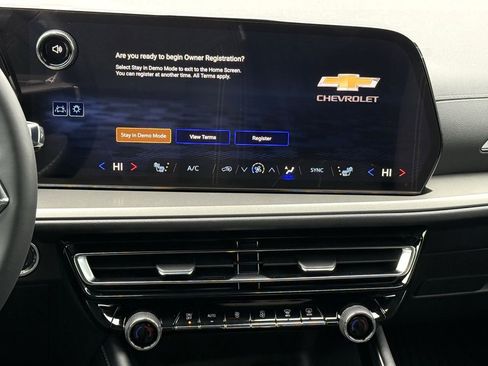 New 2026 Chevrolet Traverse LT FWD image 15