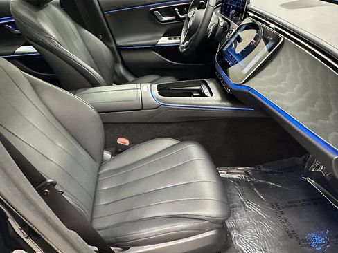 Certified 2025 Mercedes-Benz E 350 Sedan image 15