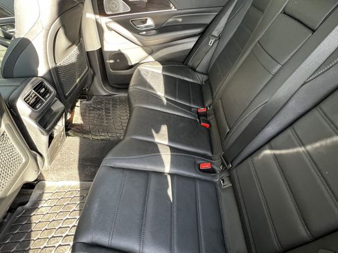 Used 2020 Mercedes-Benz GLE 450 4MATIC image 32