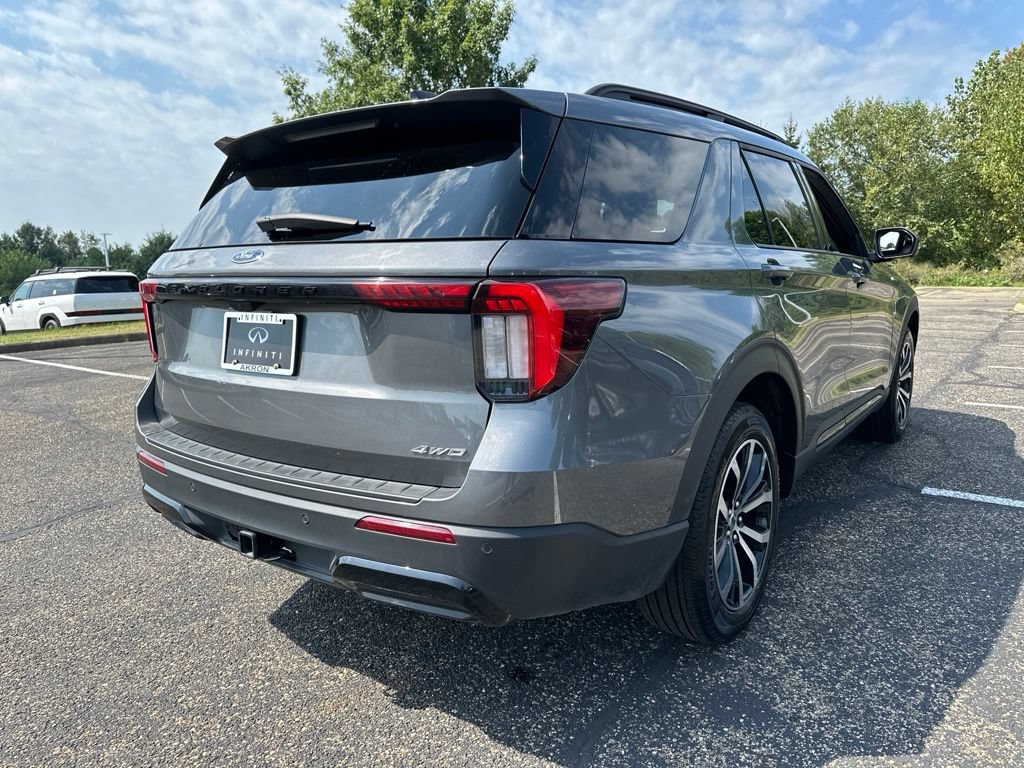 Used 2026 Ford Explorer ST-Line AWD/4WD image 13