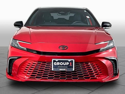 Used 2025 Toyota Camry XSE FWD image 4