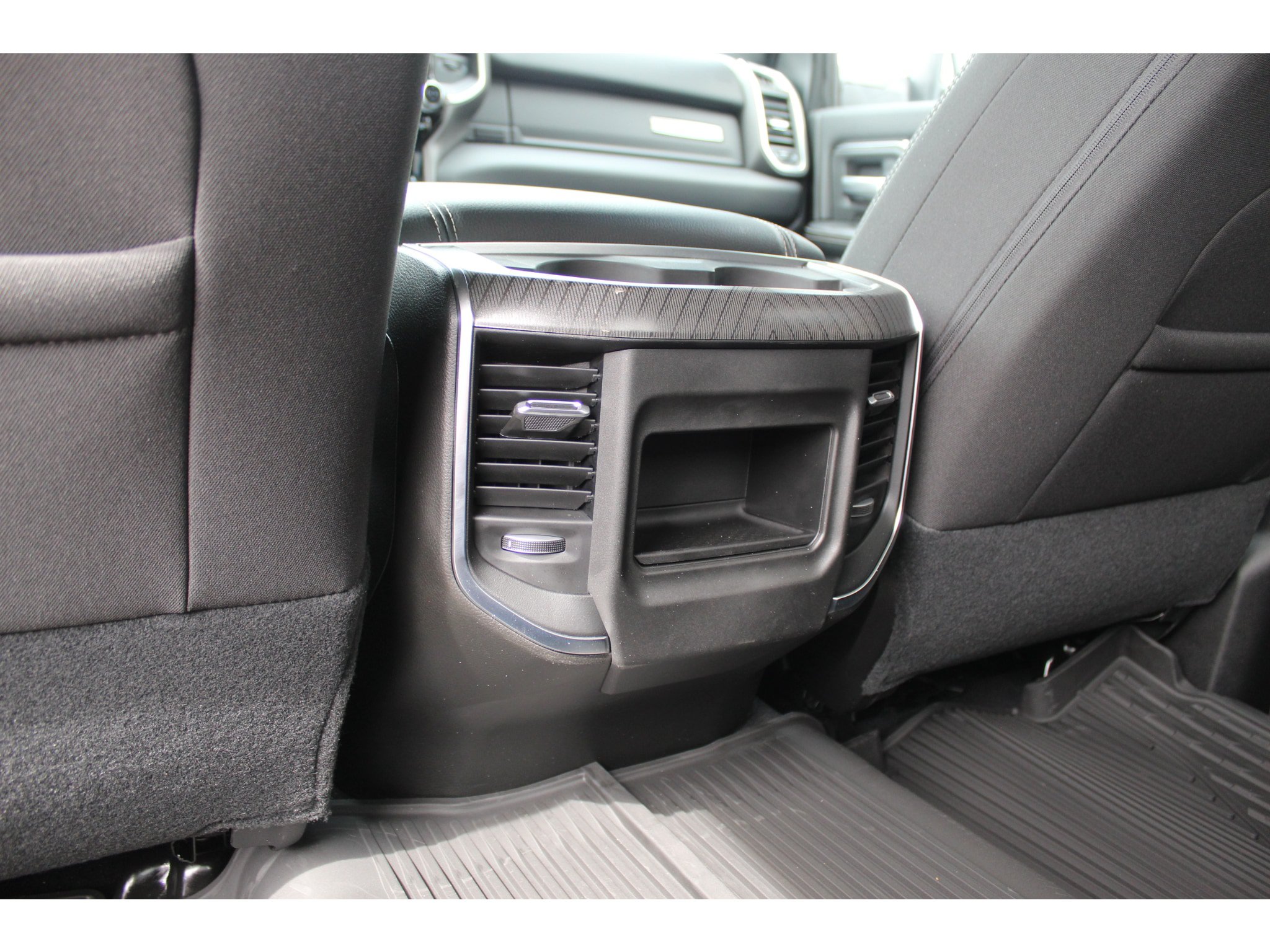 New 2026 RAM 3500 Big Horn AWD/4WD image 14
