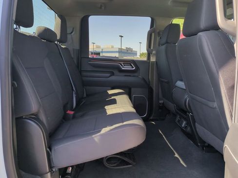 Used 2025 Chevrolet Silverado 2500 LT w/ Convenience Package AWD/4WD image 35