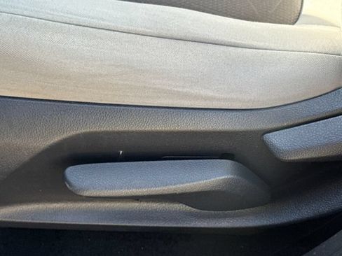 Used 2019 Toyota RAV4 XLE w/ All Weather Liner Package FWD image 21