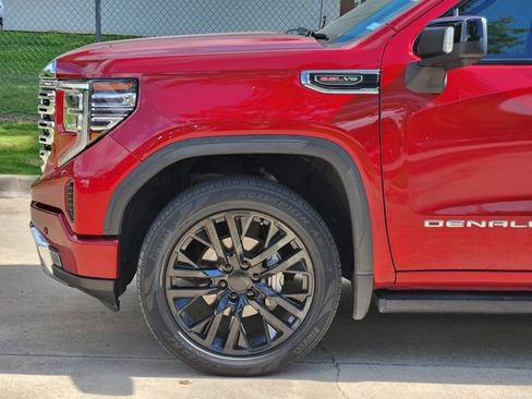 Used 2022 GMC Sierra 1500 Denali AWD/4WD image 8