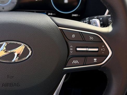 Used 2023 Hyundai Santa Fe SEL w/ Premium Package image 16