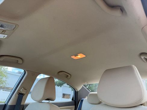 Used 2013 Hyundai Accent GLS FWD image 7