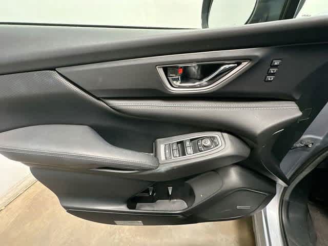 Used 2025 Subaru Ascent Limited AWD/4WD image 18