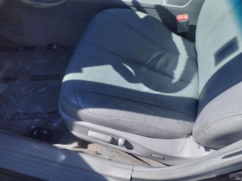 Used 2011 Toyota Camry XLE image 14