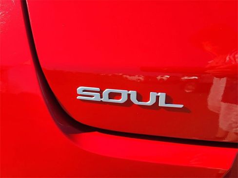 Used 2024 Kia Soul LX w/ Option Group 015 image 10