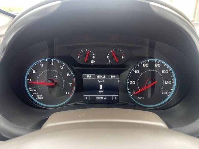 Used 2016 Chevrolet Malibu LT FWD image 19