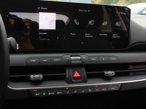 New 2025 Kia K4 LXS image 11