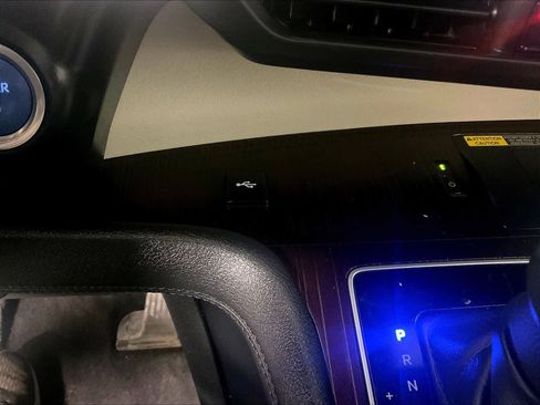 Used 2022 Toyota Sienna XLE w/ XLE Plus Package image 27