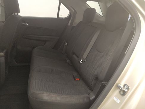 Used 2015 Chevrolet Equinox LS image 18