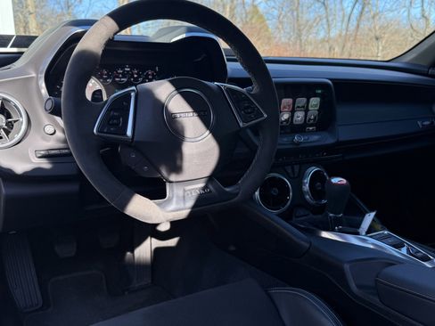 Used 2018 Chevrolet Camaro SS RWD image 16