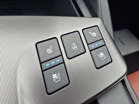 New 2026 Kia Sportage SX Prestige image 16