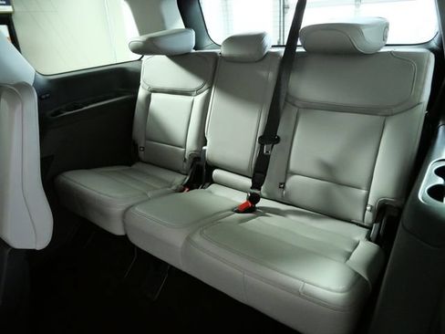 Certified 2025 Ford Expedition Active AWD/4WD image 12
