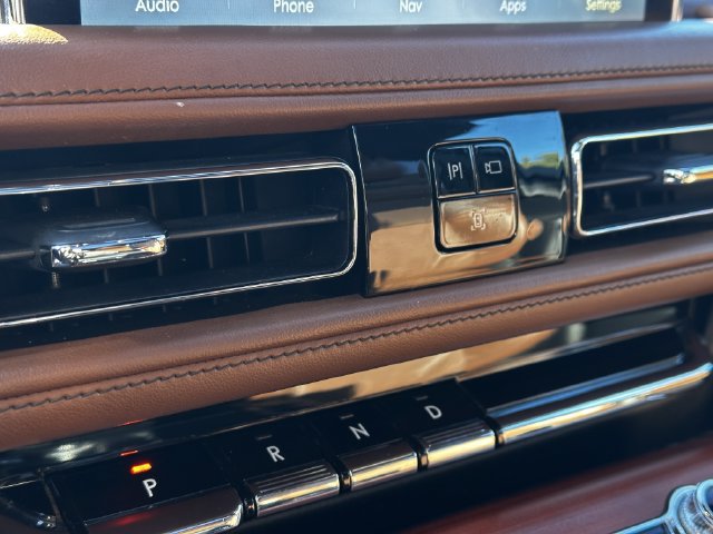 Certified 2021 Lincoln Aviator Reserve w/ Elements Package Plus AWD/4WD image 23